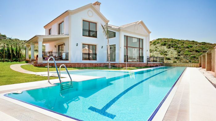 Villa en venta en La Cala Golf Resort, Mijas Costa