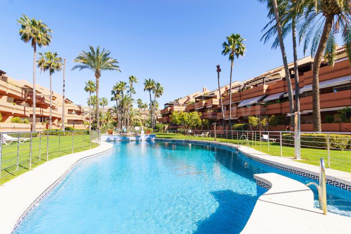Erdgeschosswohnung zur Miete in El Embrujo Playa, Marbella