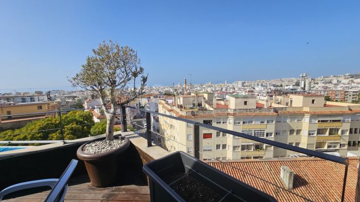 Пентхаус на продажу в Estepona Centre, Город Эстепона