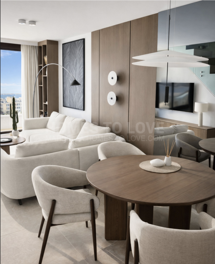 Luxury Penthouse With Rooftop Jacuzzi and Panoramic Sea Views