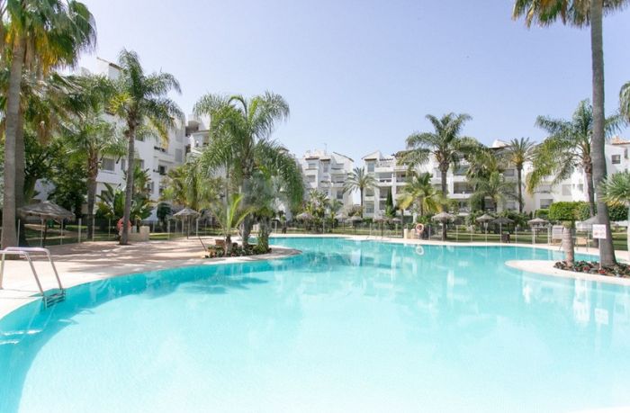 Wohnung zur Kurzzeitmiete in Costalita, Estepona Ost