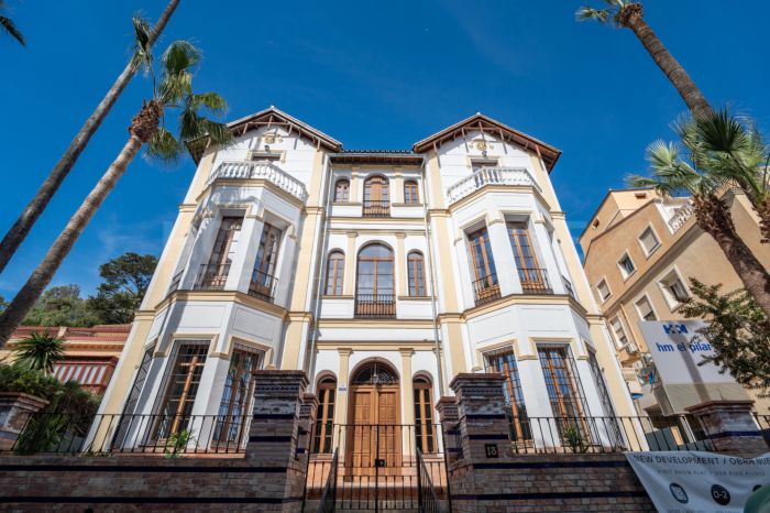 Апартамент на продажу в Monte Sancha, Malaga - Centro