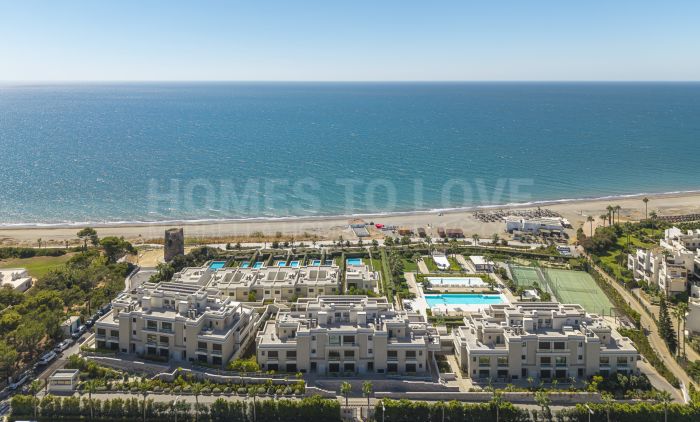 Barefoot to the Beach: Luxury 2-Bed Apartment for Sale in Velaya, Estepona East