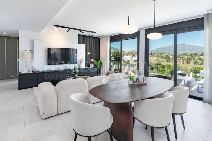 Luxury Duplex Penthouse with Private Rooftop on the New Golden Mile
