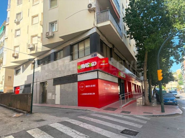 Alquiler · Entreplanta 450 m² en esquina · Fuente de Olletas, Málaga centro