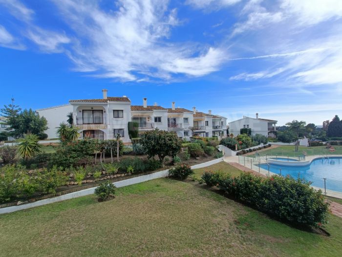 Apartamento de 2 dormitorios en El Paraíso, Benahavís