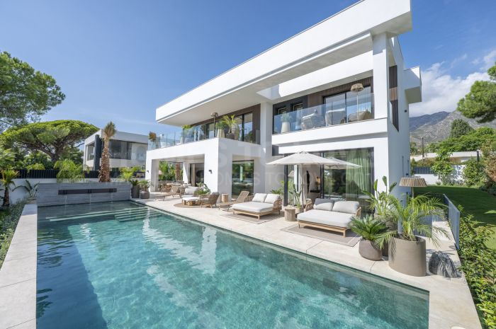 Villa à vendre à Rocio de Nagüeles, Marbella Golden Mile