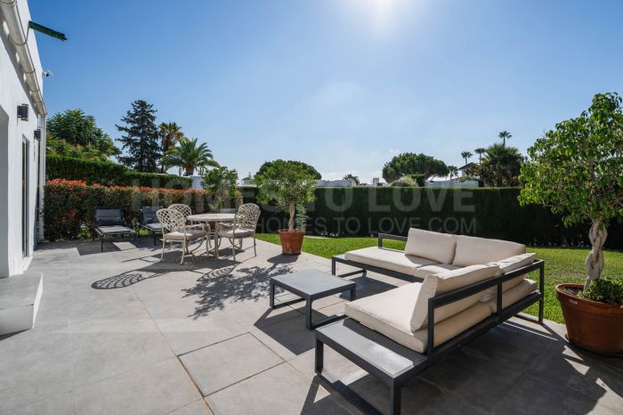 Maison de Ville à vendre à Nueva Andalucia, Marbella