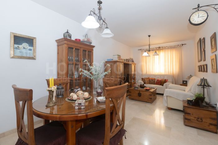 Amplia vivienda de 3 dormitorios en Huerta Nueva, Estepona.