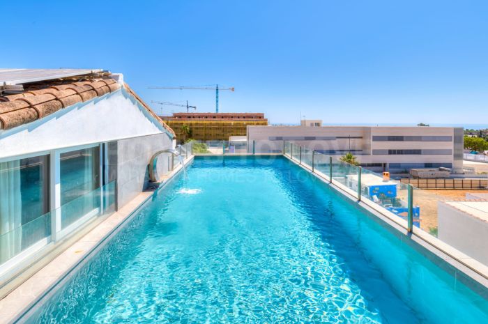 Пентхаус дуплекс на продажу в Cortijo Blanco, Сан Педро де Алькантара