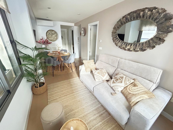Piso de 1 dormitorio en segunda linea de playa en Estepona