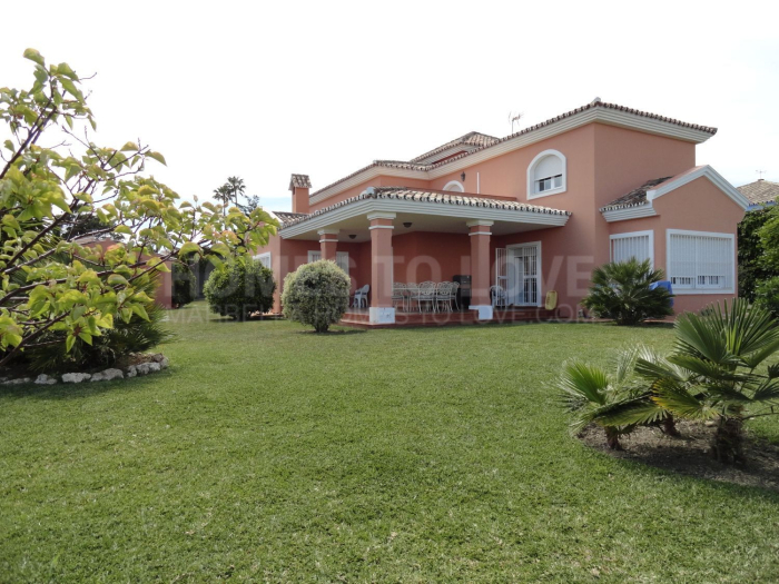 Villa à vendre à Guadalobon, Estepona Ouest