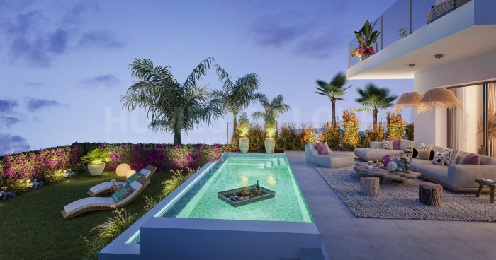 Villa Pareada en venta en El Chaparral, Mijas Costa