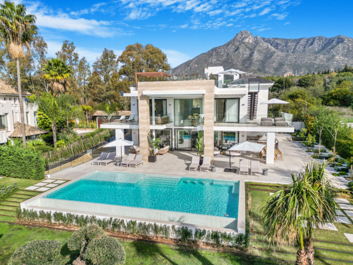 Impresionante Villa contemporánea en Lomas del Marques – Milla de Oro de Marbella