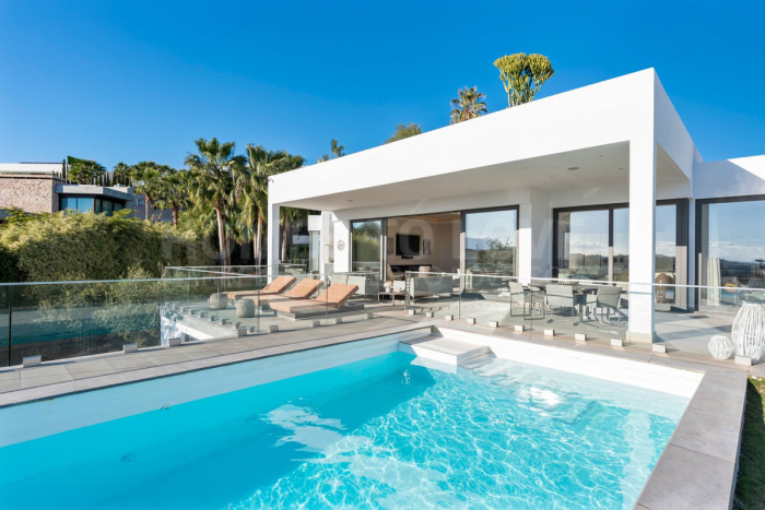 Villa en venta en Benahavis