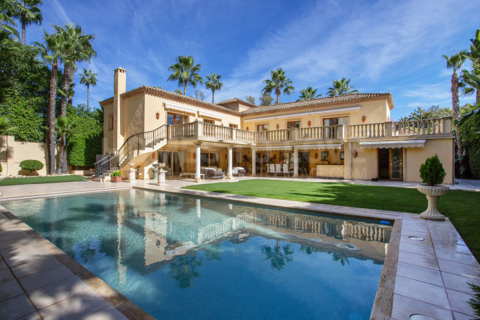 Villa zu verkaufen in Nueva Andalucia, Marbella