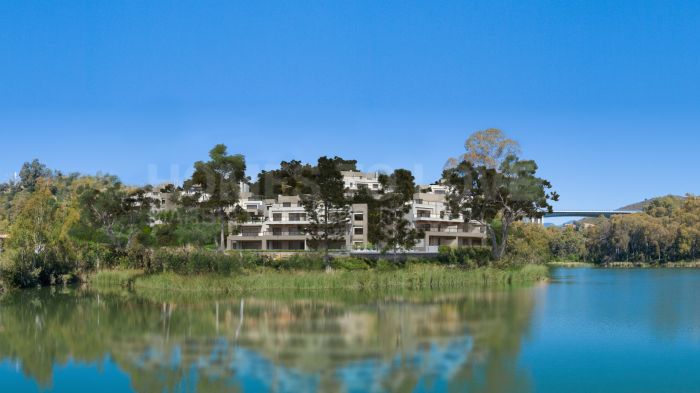 Marbella Lake, modernas residencias en el corazón del Valle del Golf en Nueva Andalucía.