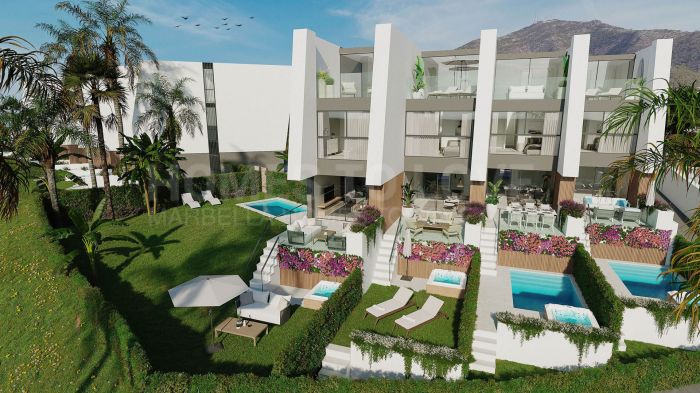 Azure Bay, elegantes casas adosadas en una posición privilegiada en Fuengirola.